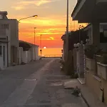 A Due Passi Dal Mare *